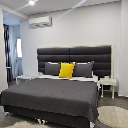 Hotel Edina Sarandë Exterior foto