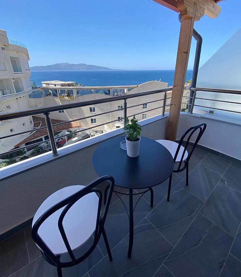 Hotel Edina Sarandë Exterior foto