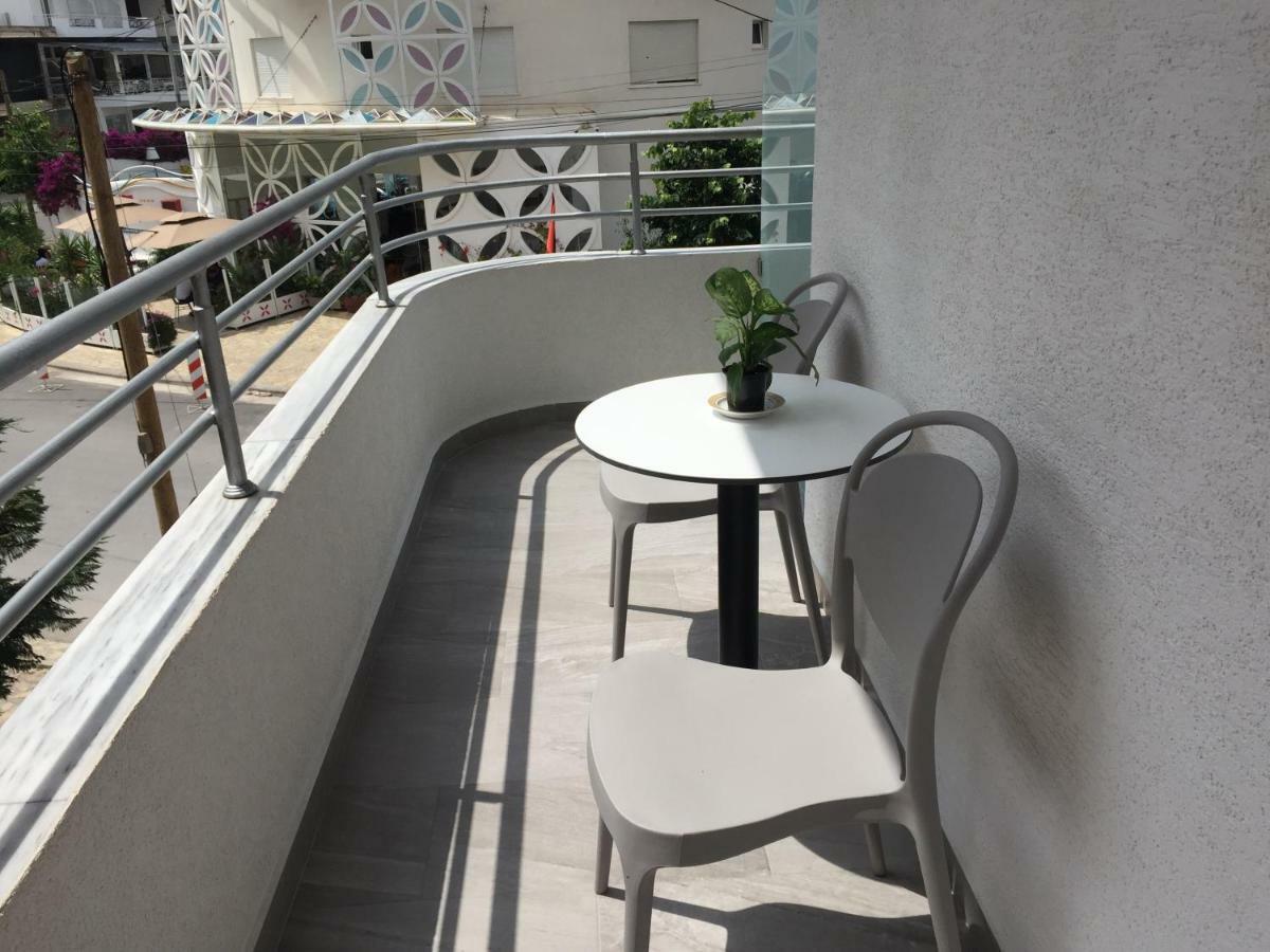 Hotel Edina Sarandë Exterior foto